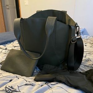 Lululemon All Day Tote - 15L